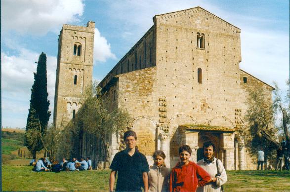 Abteikirche Sant'Antimo (10.04.2004 / WF)