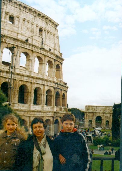 Rom, Kolosseum mit Konstantinsbogen (12.04.2004 / WF)