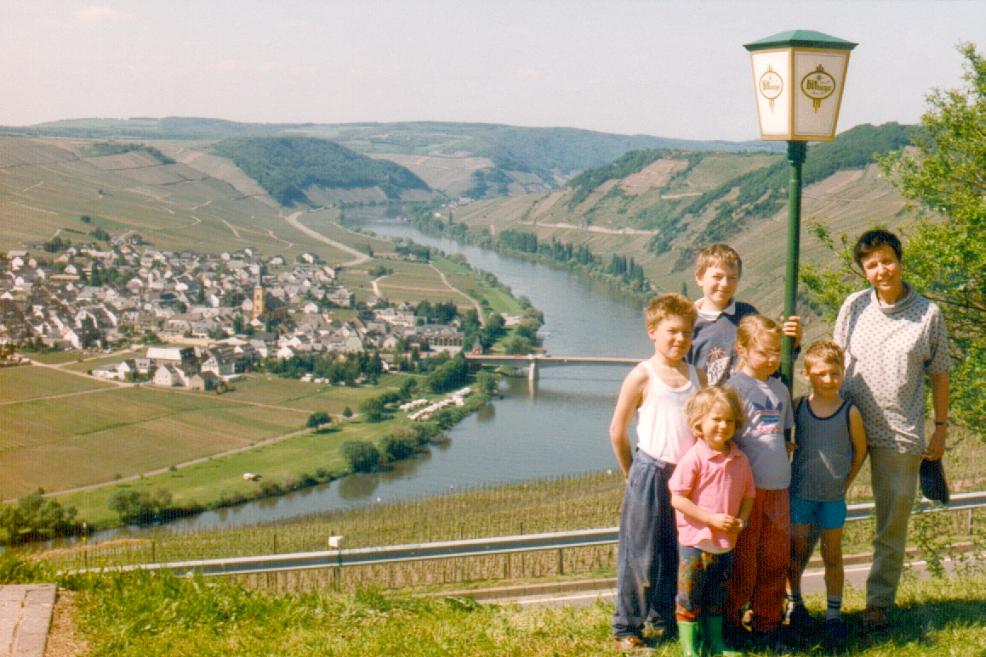 Moseltal mit Trittenheim (29.05.1996 / WF)